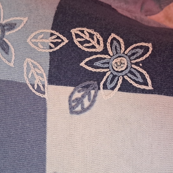 Vintage Alfred Dunner Size Small Multi Colored Floral Sweater - Picture 2 of 4